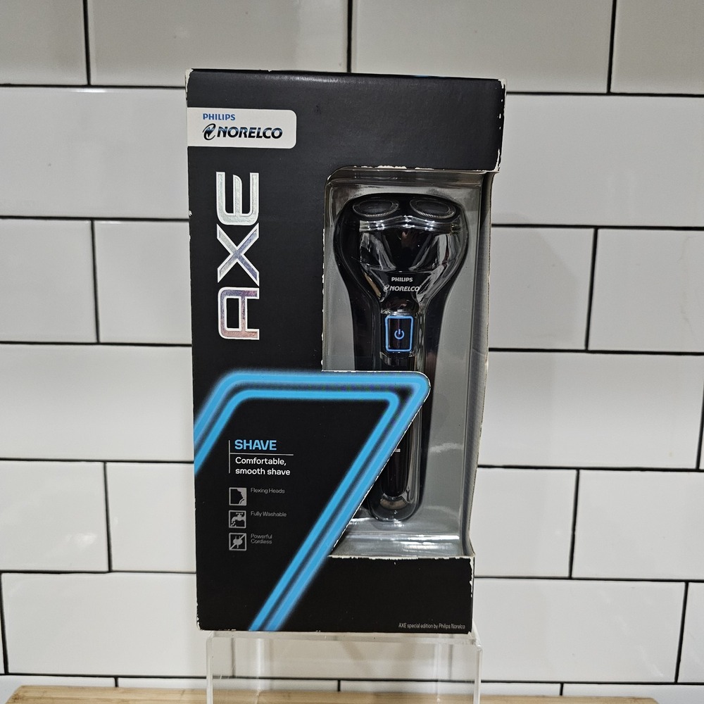 AXE Cordless Shaver w/ Dual Heads by Philips Norelco XA913/42